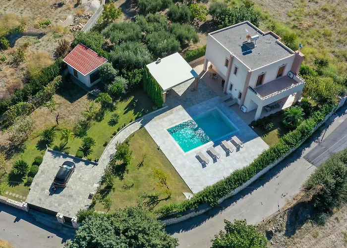 Vlasis' Eden - Islander's Collection