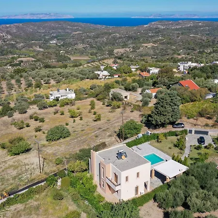 Vlasis' Eden Villa